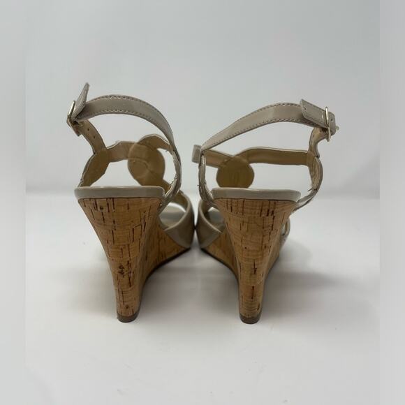 Guess Tan Wedge Heels Women’s Size 8.5M - Picture 6 of 13